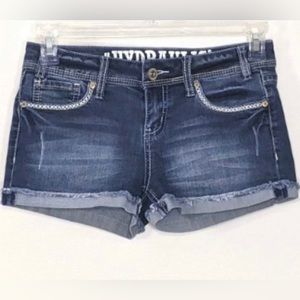 Hydraulic low rise short